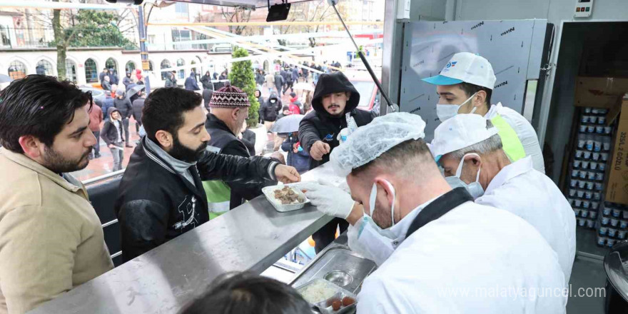 Sultangazi Belediyesi Afet Destek ve Lojistik Dağıtım Aracı’nı hizmete sundu