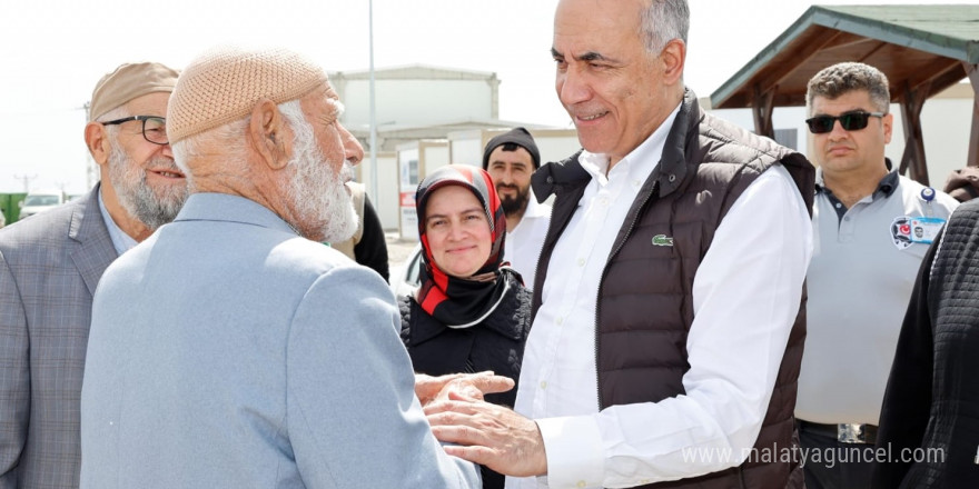 Sultangazi Belediyesi’nden depremzedeler için yapılan konteynerin teslimatıyla ilgili iddialara açıklama