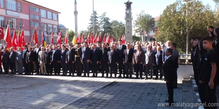 Sungurlu’da Cumhuriyet bayramı kutlamaları başladı