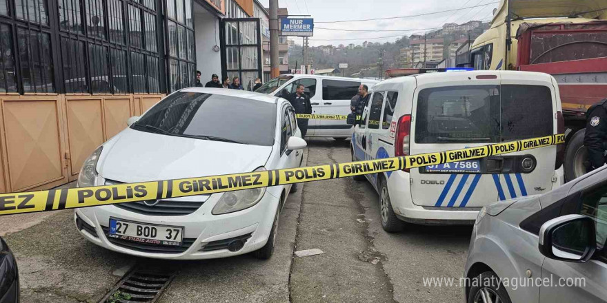 Şüphelendiği otomobilden ceset çıktı