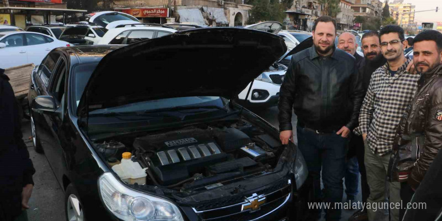 Suriye’de Esad rejiminin devrilmesiyle araç fiyatlarında düşüş yaşandı