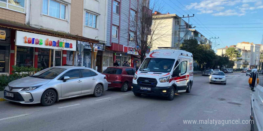 Tabancasını temizlerken kazara kendini vurdu