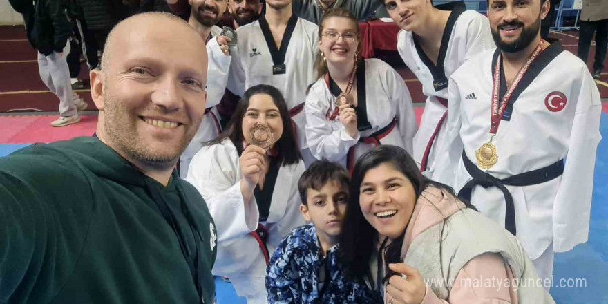 Taekwondoda derece yapan Denizlili 4 sporcu milli takıma adını yazdırdı