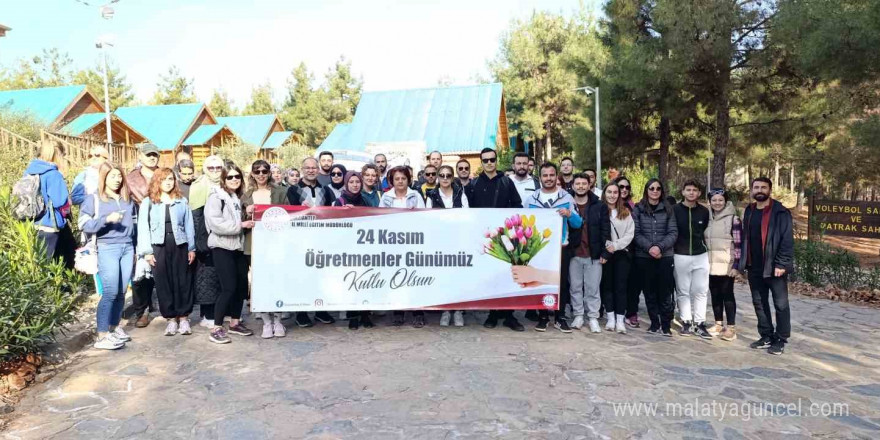 Tahmazoğlu, Öğretmenler Günü’nde öğretmenlerle bir araya geldi