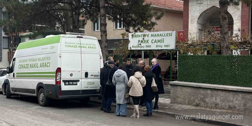 Tamir ettiği otomobilinin egzoz gazından zehirlenen şahıs hayatını kaybetti