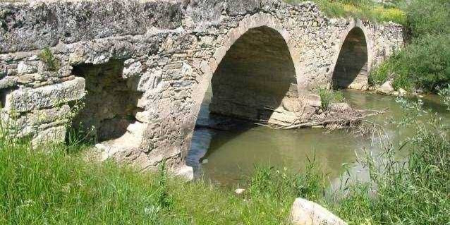 Tarihi Asar Köprüsü küllerinden doğdu