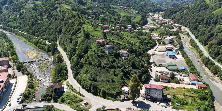 Taş ve mıcır üretim tesisleri köy halkını canından bezdirdi