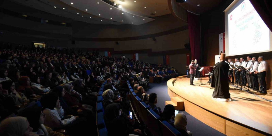 Tasavvuf müziği konserine yoğun ilgi