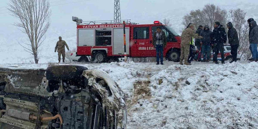 Tatvan’da trafik kazası: 4 yaralı