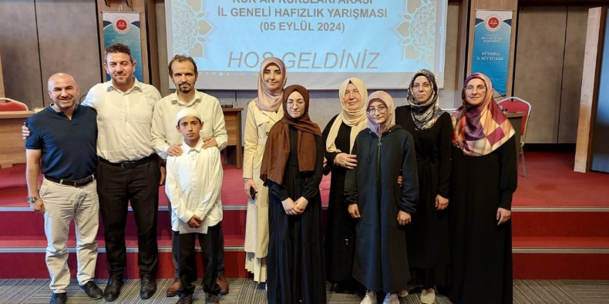 Tavşanlı Kavaklı Kur’an Kursundan il birincisi Kütahya’yı temsil edecek