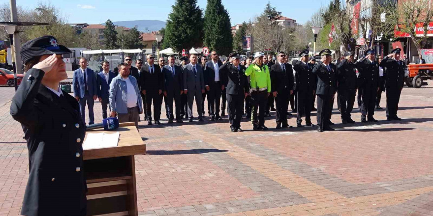 Tavşanlı’da polis haftası çelenk sunumu ile başladı