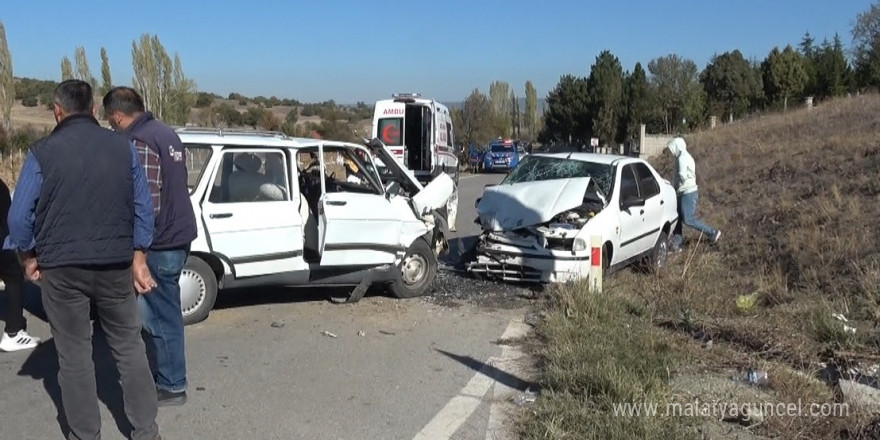 Tavşanlı’da trafik kazası 4 yaralı