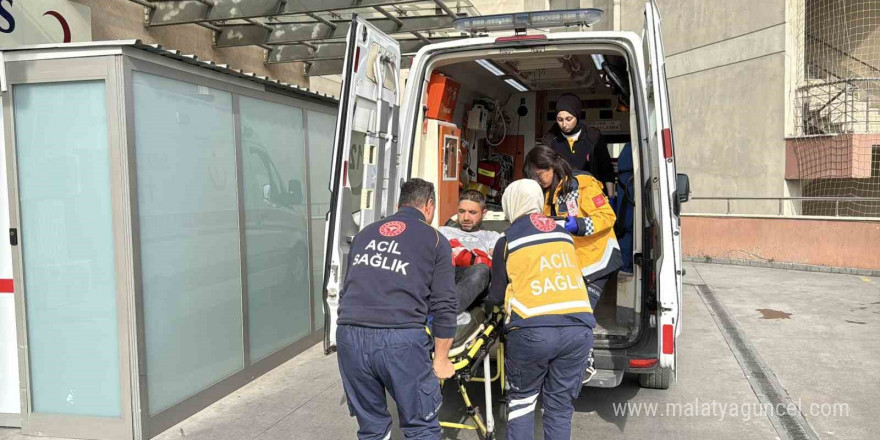 Tavuk yüzünden iki yeğenini tüfekle vurdu