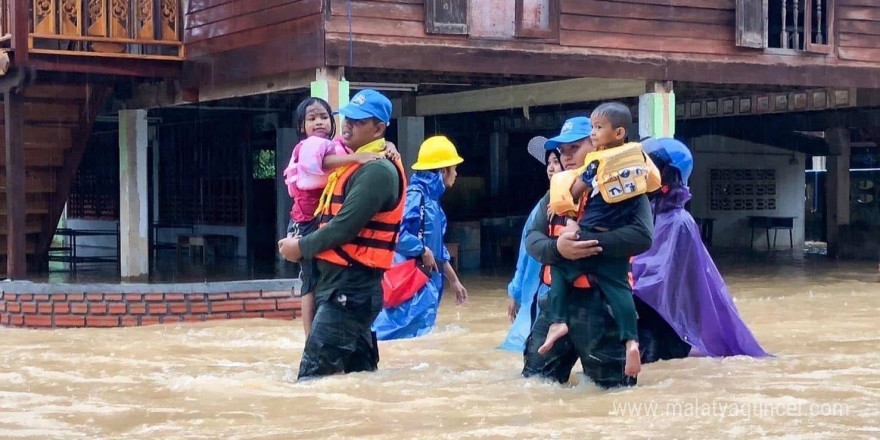 Tayland’ın güneyini sel vurdu: 2 ölü