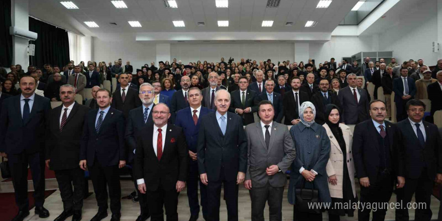 TBMM Başkanı Kurtulmuş: “Eğer yeni bir küresel sistemi inşa edemezsek dünyayı çok sayıda sıkıntının, belanın beklediğini hepimiz biliyoruz”