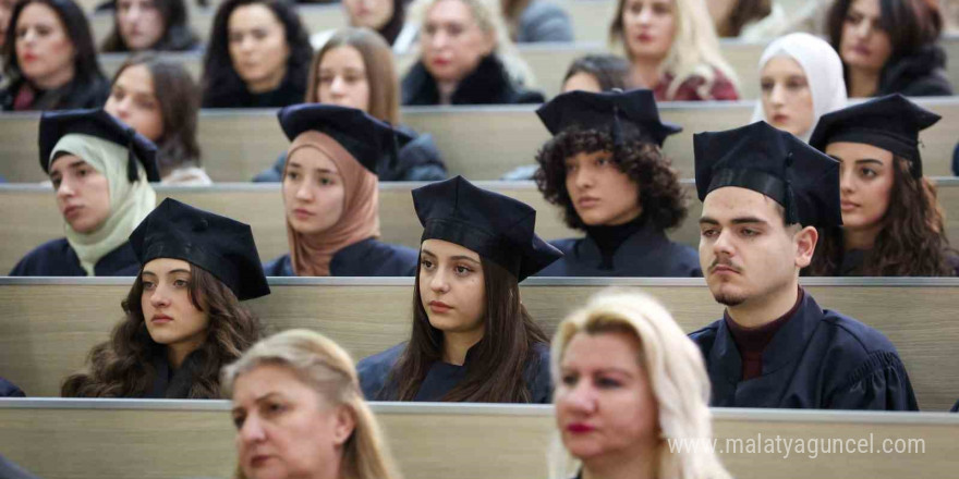 TBMM Başkanı Kurtulmuş: “Eğer yeni bir küresel sistemi inşa edemezsek dünyayı çok sayıda sıkıntının, belanın beklediğini hepimiz biliyoruz”