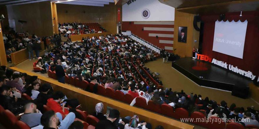 TEDx etkinlikleri, katılımcıların ilham verici konuşmalarıyla sona erdi