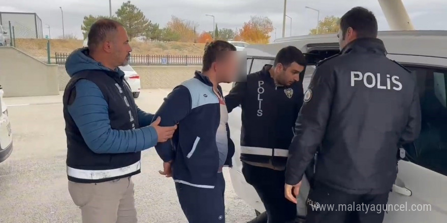 Tekirdağ’da cinnet getirip annesini öldüren ve akrabalarını bıçaklayan genç tutuklandı