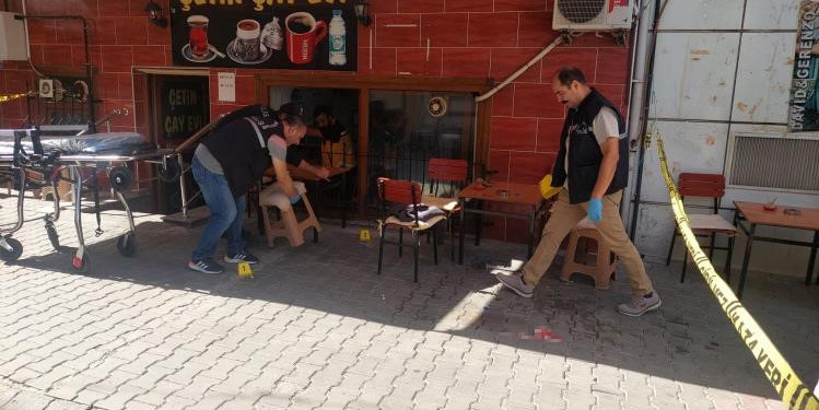 Tekirdağ’da platonik aşk dehşeti: 1 ölü, biri polis 4 yaralı