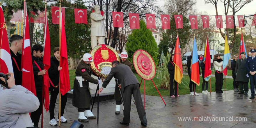 Tekirdağ’da Vatan Şairi Namık Kemal doğumunun 184. yıl dönümünde anıldı