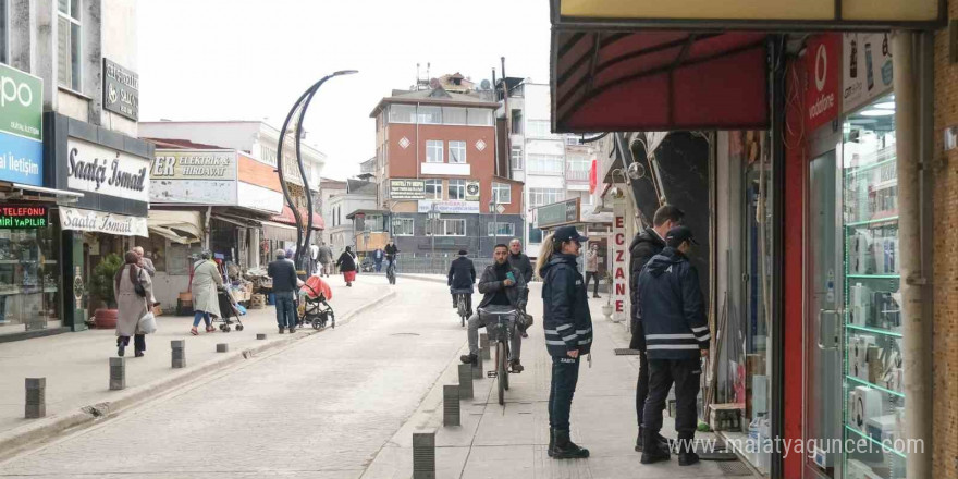 Terme’de kaldırım işgallerinin önüne geçildi