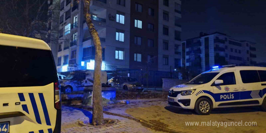 Teslim olmamak için havalandırma boşluğundan 2. kattan 5. kata kaçtı, polisten kaçamadı