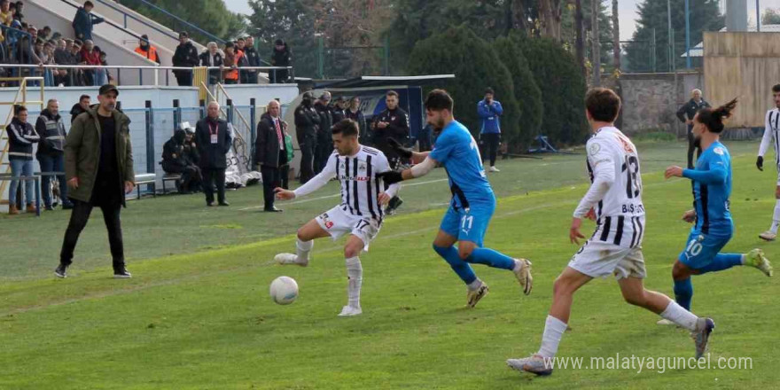 TFF 2. Lig: Karacabey Belediyespor: 1 - Aksarayspor: 1