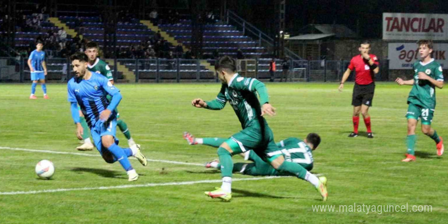 TFF 2. Lig: Karacabey Belediyespor: 3 - Giresunspor: 1