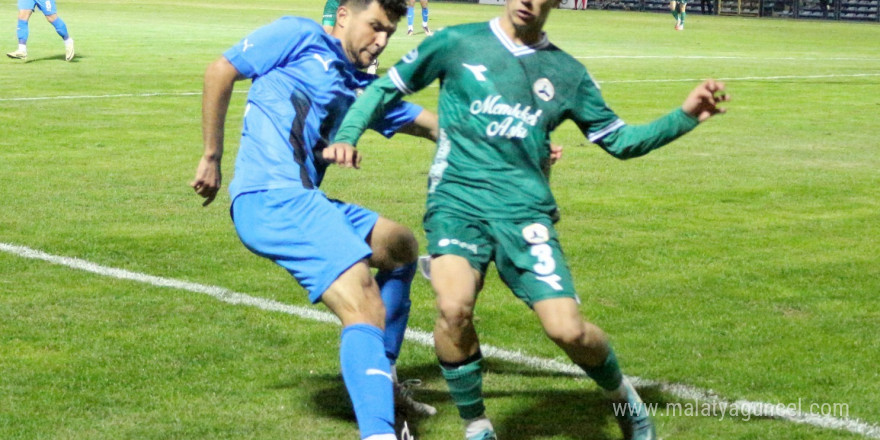 TFF 2. Lig: Karacabey Belediyespor: 3 - Giresunspor: 1