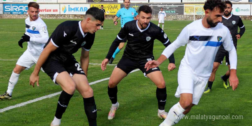 TFF 2. Lig: Karacabey Belediyespor: 3 - Nazillispor: 0