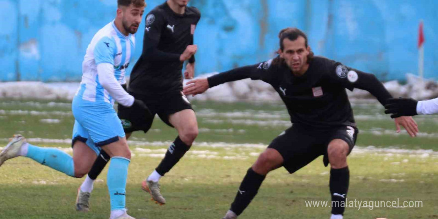 TFF 3. Lig: Pazarspor: 0 - Ayvalıkgücü Belediyespor: 0