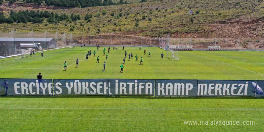 TFF Başkanı Hacıosmanoğlu’ndan övgü alan Erciyes Yüksek İrtifa Kamp Merkezi’ne destek sözü