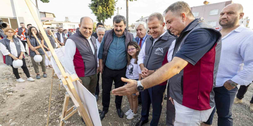 Toroslar Spor Park ve Çocuk Gelişim Merkezi inşaatında çalışmalar sürüyor