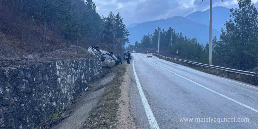 Trafik kazalarında 3 kişi yaralandı