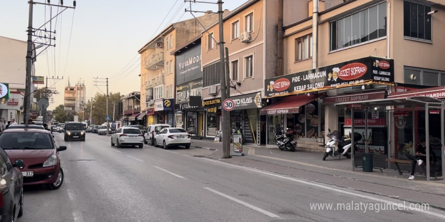 Trafik kazasında ağır yaralanan genç kızın telefonunu çalan şüpheli tutuklandı