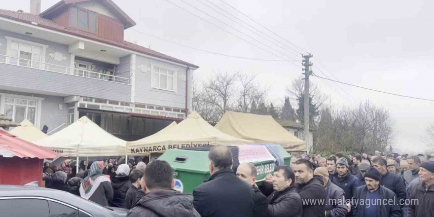 Trafik kazasında ölen 14 yaşındaki kız son yolculuğuna uğurlandı