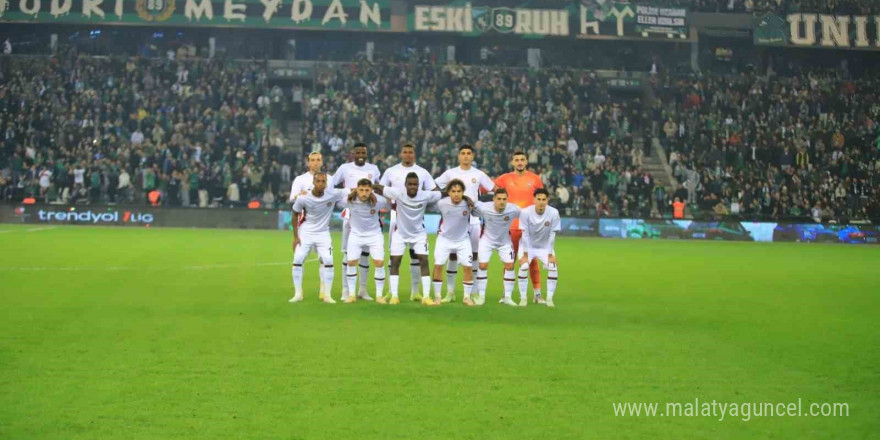 Trendyol 1. Lig: Kocaelispor: 2 - Fatih Karagümrük: 1