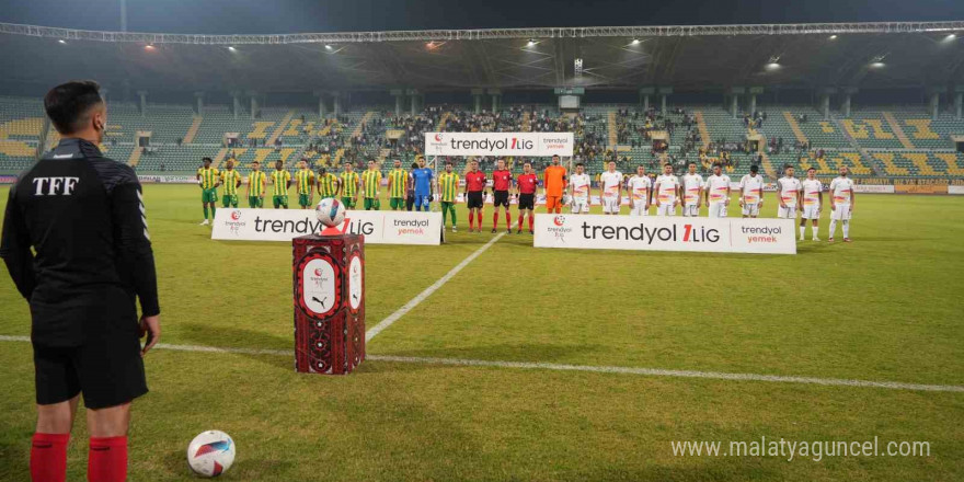 Trendyol 1. Lig: Şanlıurfaspor: 0 - Yeni Malatyaspor: 0 (Maç devam ediyor)