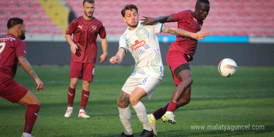 Trendyol Süper Lig: Atakaş Hatayspor: 1 - Çaykur Rizespor: 1 (İlk yarı)