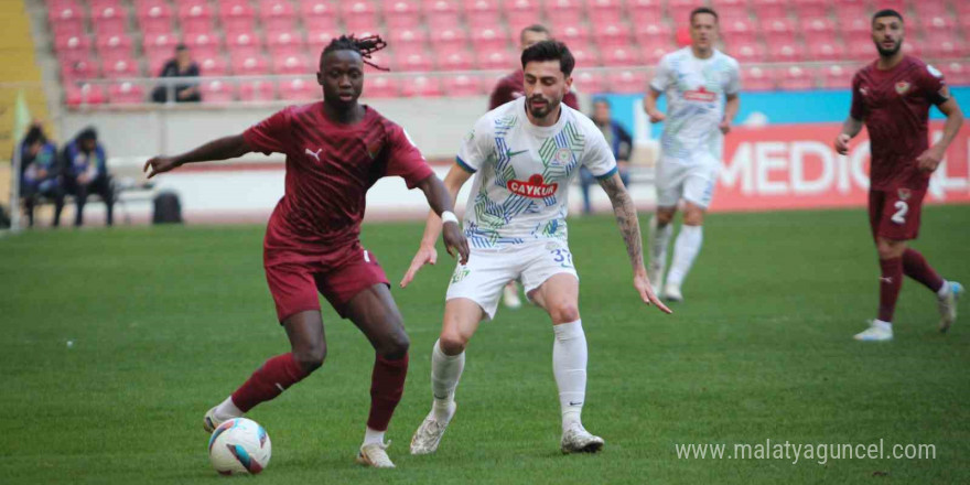 Trendyol Süper Lig: Atakaş Hatayspor: 1 - Çaykur Rizespor: 1 (İlk yarı)