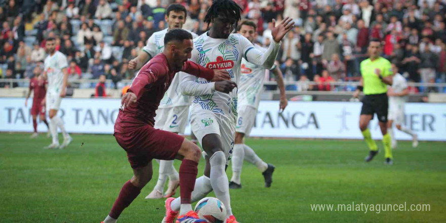 Trendyol Süper Lig: Atakaş Hatayspor: 1 - Çaykur Rizespor: 2 (Maç sonucu)