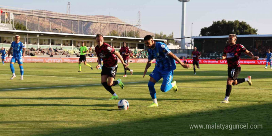 Trendyol Süper Lig: Bodrum FK:  0 - Alanyaspor: 0  (İlk yarı)