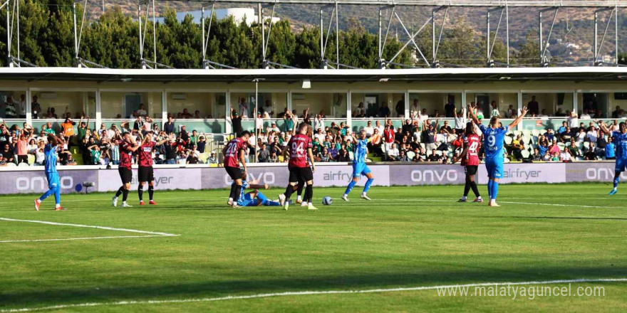 Trendyol Süper Lig: Bodrum FK:  0 - Alanyaspor: 0  (İlk yarı)