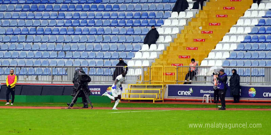 Trendyol Süper Lig: Eyüpspor: 1 - Çaykur Rizespor: 2 (Maç sonucu)