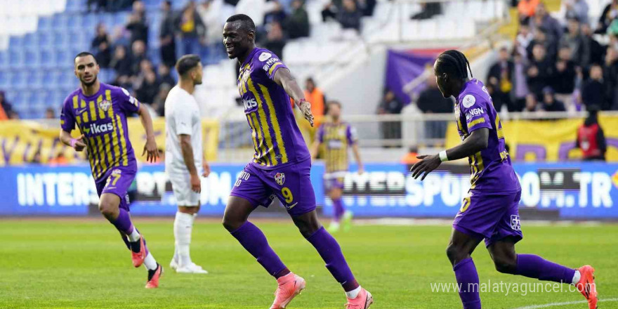 Trendyol Süper Lig: Eyüpspor: 2 - Hatayspor: 0 (Maç sonucu)