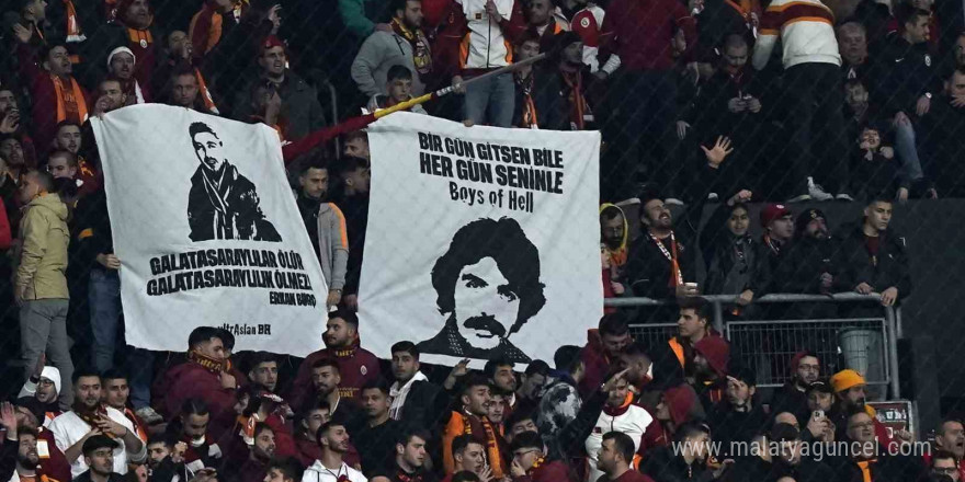 Trendyol Süper Lig: Galatasaray: 1 - Göztepe: 0 (Maç devam ediyor)