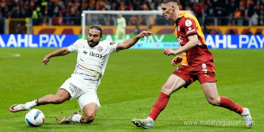 Trendyol Süper Lig: Galatasaray: 2 - Eyüpspor: 2 (Maç sonucu)