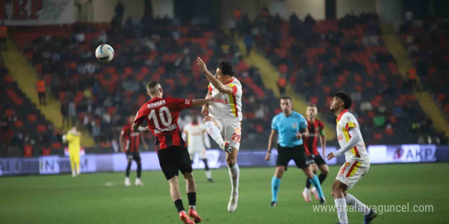 Trendyol Süper Lig: Gaziantep FK: 2 - Göztepe: 1 (Maç sonucu)