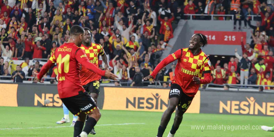 Trendyol Süper Lig: Göztepe: 2 - Trabzonspor: 1 (Maç sonucu)