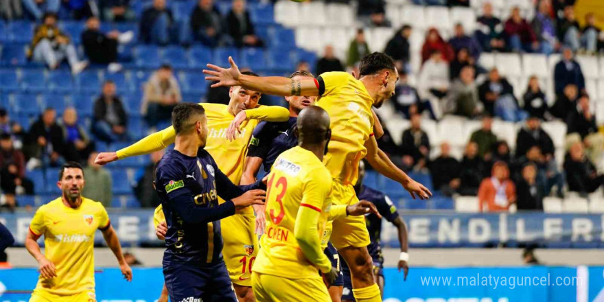 Trendyol Süper Lig: Kasımpaşa: 0 - Kayserispor: 1 (İlk yarı)